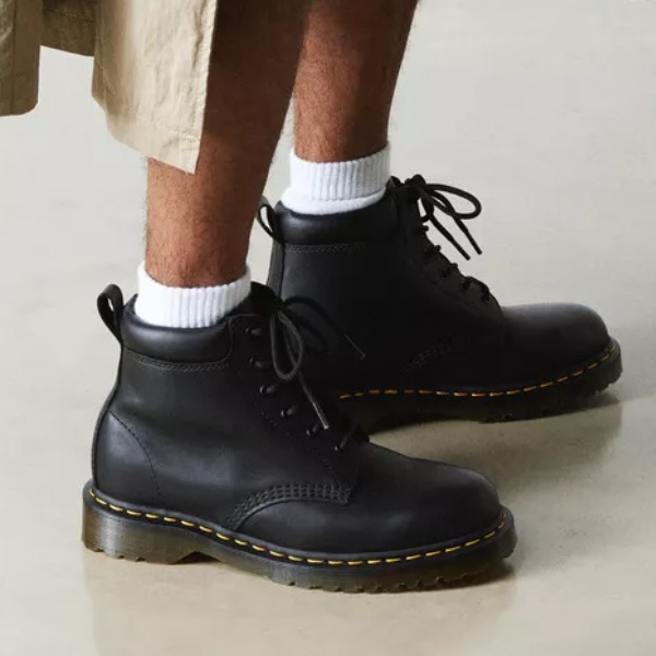 Like New Dr. Martins Size 11 Boots
